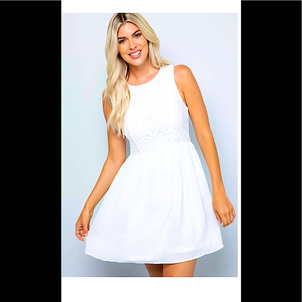 👗 NWT Francesca’s Medium White Dress 👗